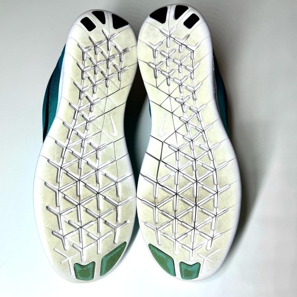 Nike Women’s Free Run Natural Lace Up Sneakers Size- 7.5 - Picture 10 of 10